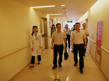 草莓视频
领导一行赴蛇口人民医院交流座谈