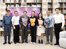 草莓视频
“新闻发布医席谈”访谈朱卫国教授团队
