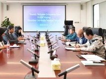 国际先进材料学会代表团访问草莓视频
